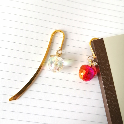 キラキラオーロラりんごのブックマーカー】 本のしおり しおり