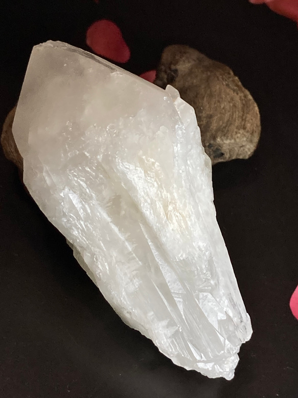キャンドルクォーツ✨　クリスタル　水晶　ラフストーン　原石 4枚目の画像