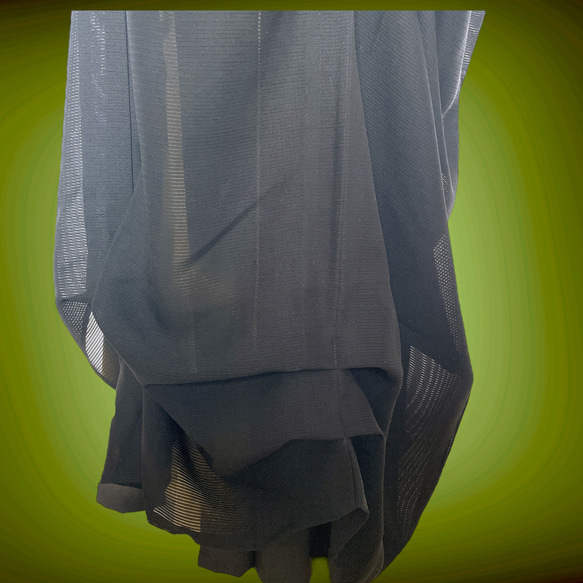 大きなサイズ ドレープ際立つ 着物ガウン 絽 シースルー 羽織 着物リメイク男女兼用 フリーサイズ 黒 K6408 7枚目の画像