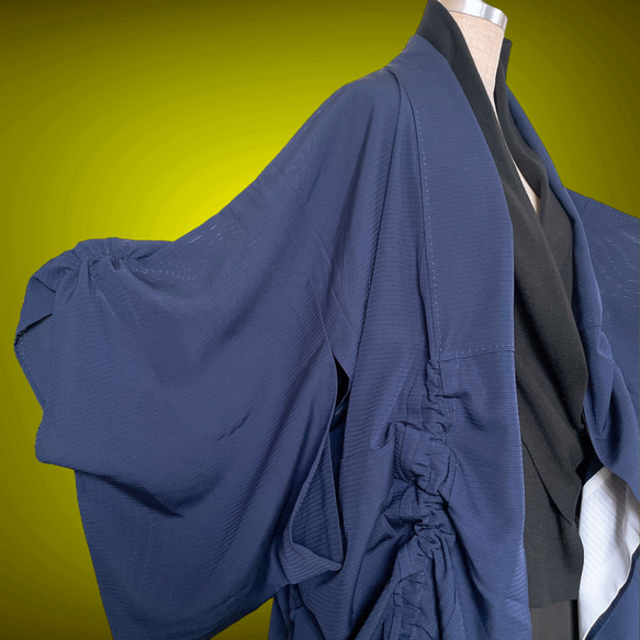 ドレープ際立つ 着物ガウン 絽 シースルー 羽織 着物リメイク男女兼用 フリーサイズ 黒 K6406 2枚目の画像