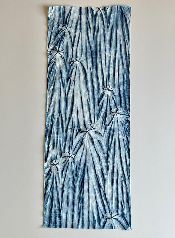 藍染 絞り染め 手拭い: 蜘蛛柳絞り ハンカチ・手ぬぐい raindigo 通販