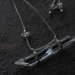 titanium in quartz silver necklace (tenge) 2枚目の画像