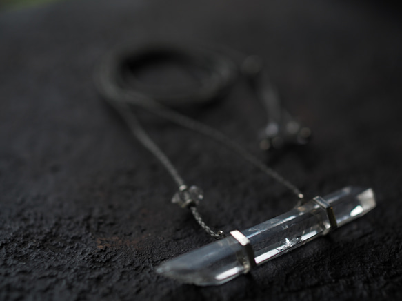 titanium in quartz silver necklace (tenge) 6枚目の画像