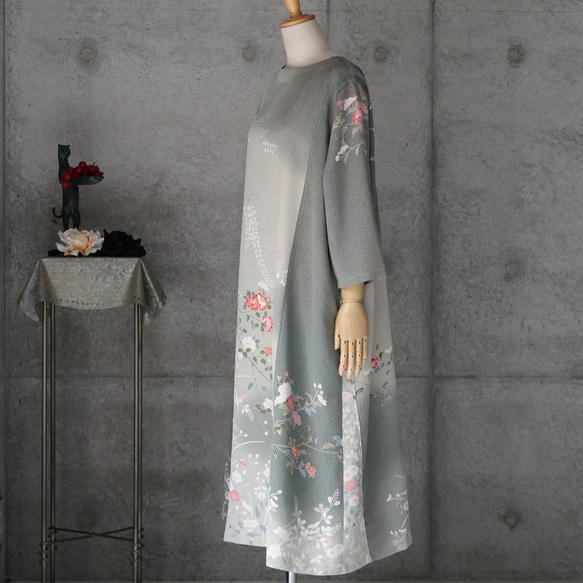 絹のワンピース/フリーサイズ　　 kimono　着物リメイク 4枚目の画像