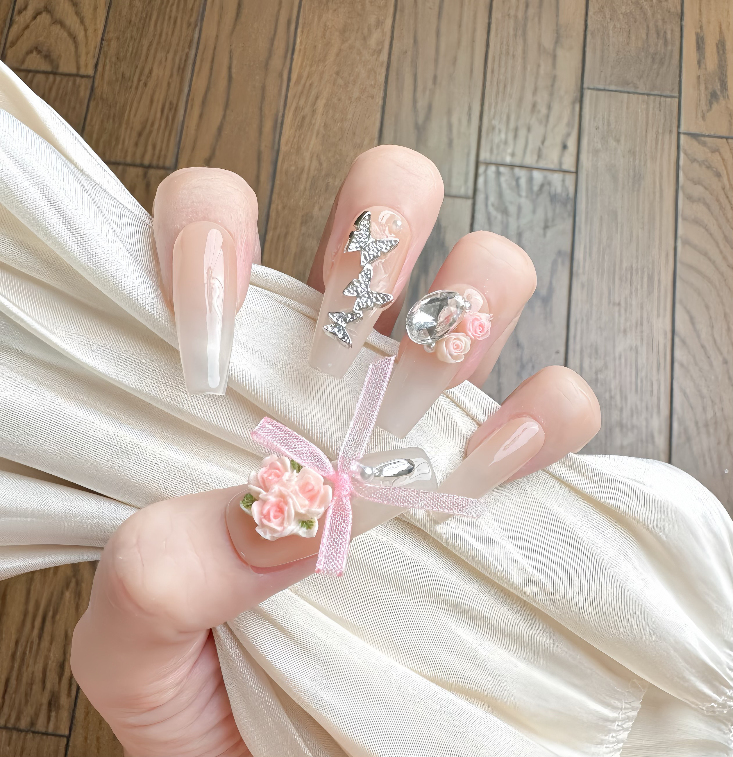 512ネイルチップ現品　ベージュ系成人式結婚式和装ニュアンス卒入学式振袖前撮り 512ネイルチップ現品　ベージュ系成人式結婚式和装ニュアンス卒入学式振袖前撮り