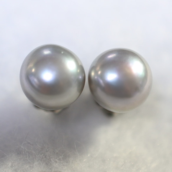 單隻銀色淡水珍珠耳環（大，8毫米，鈦柱） 第1張的照片