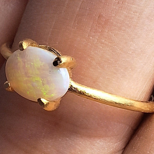 Morlin Jewelryオリジナル天然ホワイトオパールとパールのリング18k Morlin Jewelryオリジナル天然ホワイトオパールとパールのリング18k