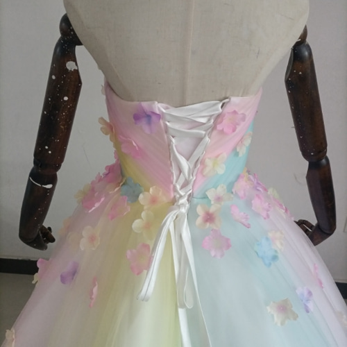 美品！レインボー カラードレス プリンセスライン ベアトップ 花  