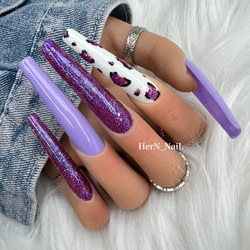 ライトブルーキルティングデカパーツQUEENネイルチップ ネイルチップ