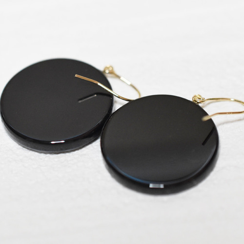 お手軽価格で贈りやすい жK18 18金 天然石ストーンカメオRD14.96ctピアス アクセサリー