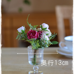 母の日ギフト【Creema限定】フェイクウォーター・シェルピンクとラズベリー色のバラとグリーンのミニブーケ　　 7枚目の画像