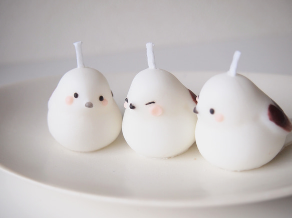 仲良しなシマエナガのろうそく 4枚目の画像