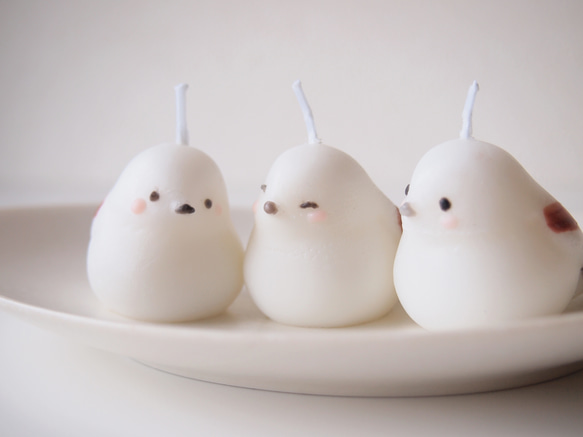 仲良しなシマエナガのろうそく 2枚目の画像