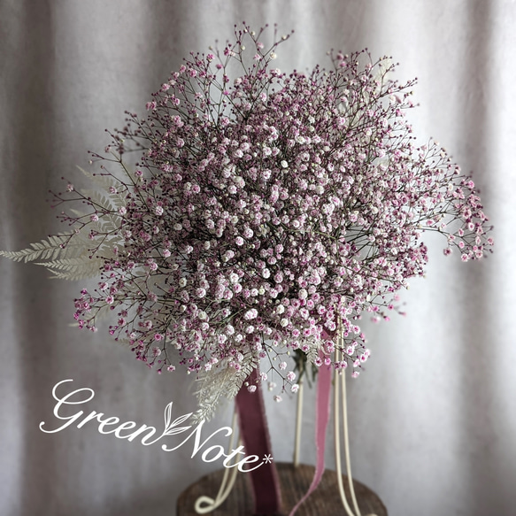くすみピンク色のかすみ草がふんわり可愛い！大きなドライフラワースワッグ　ブーケ　花束　母の日 4枚目の画像
