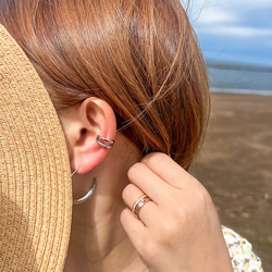 ハワイアンジュエリー イヤーカフ 片耳用 金属アレルギー対応 ステンレス スクロール 波 ユニセックス 4枚目の画像