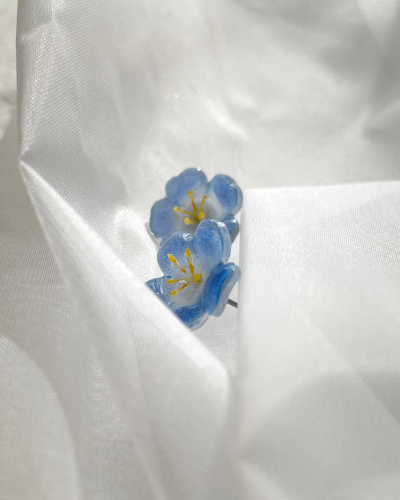 【一粒の花】ネモフィラ/nemophila/スタッドピアス/青/ブルー/blue/可愛い/モービル 2枚目の画像