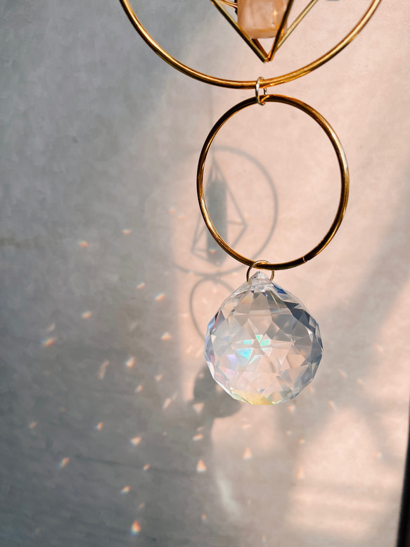 ハンドメイド SUN CATCHER サンキャッチャー 50mmクリスタル ローズクォーツ 2枚目の画像