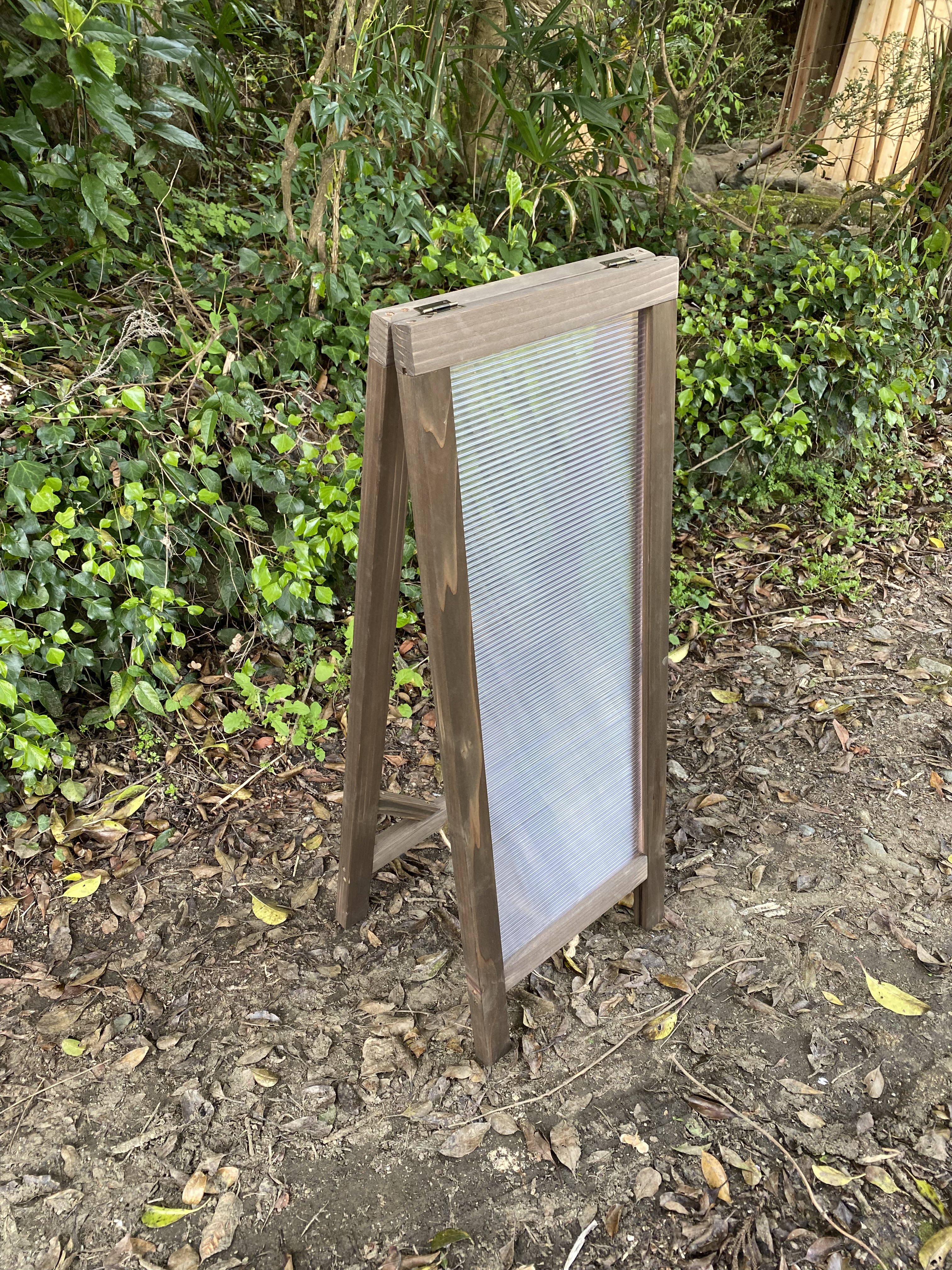 クリアーーーA型看板スリムタイプ　ウォルナットカラーver.