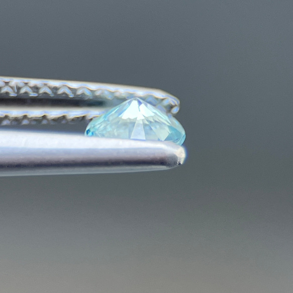 ブルージルコン天然石 4.4mm Natural Blue Zircon 10枚目の画像