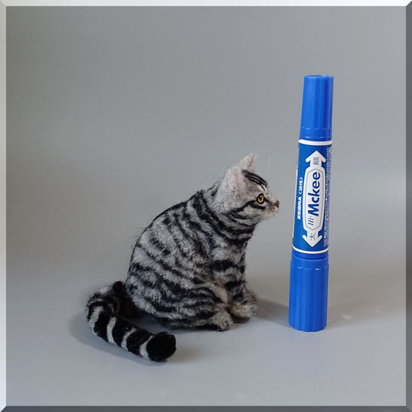 羊毛フェルト　猫　サバトラ猫さん　手のひらサイズ　サバトラ　ねこ　ネコ　猫フィギュア 7枚目の画像