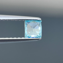 ブルージルコン天然石 3.9 x 3.7 mm Natural Blue Zircon 6枚目の画像