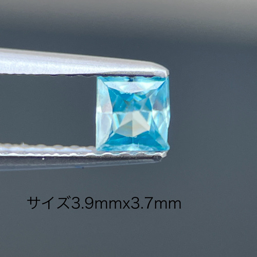 ブルージルコン天然石 3.9 x 3.7 mm Natural Blue Zircon ネックレス 