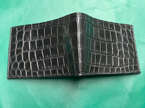 手縫いワニ革二つ折り財布（受注生産, 送料無料） 