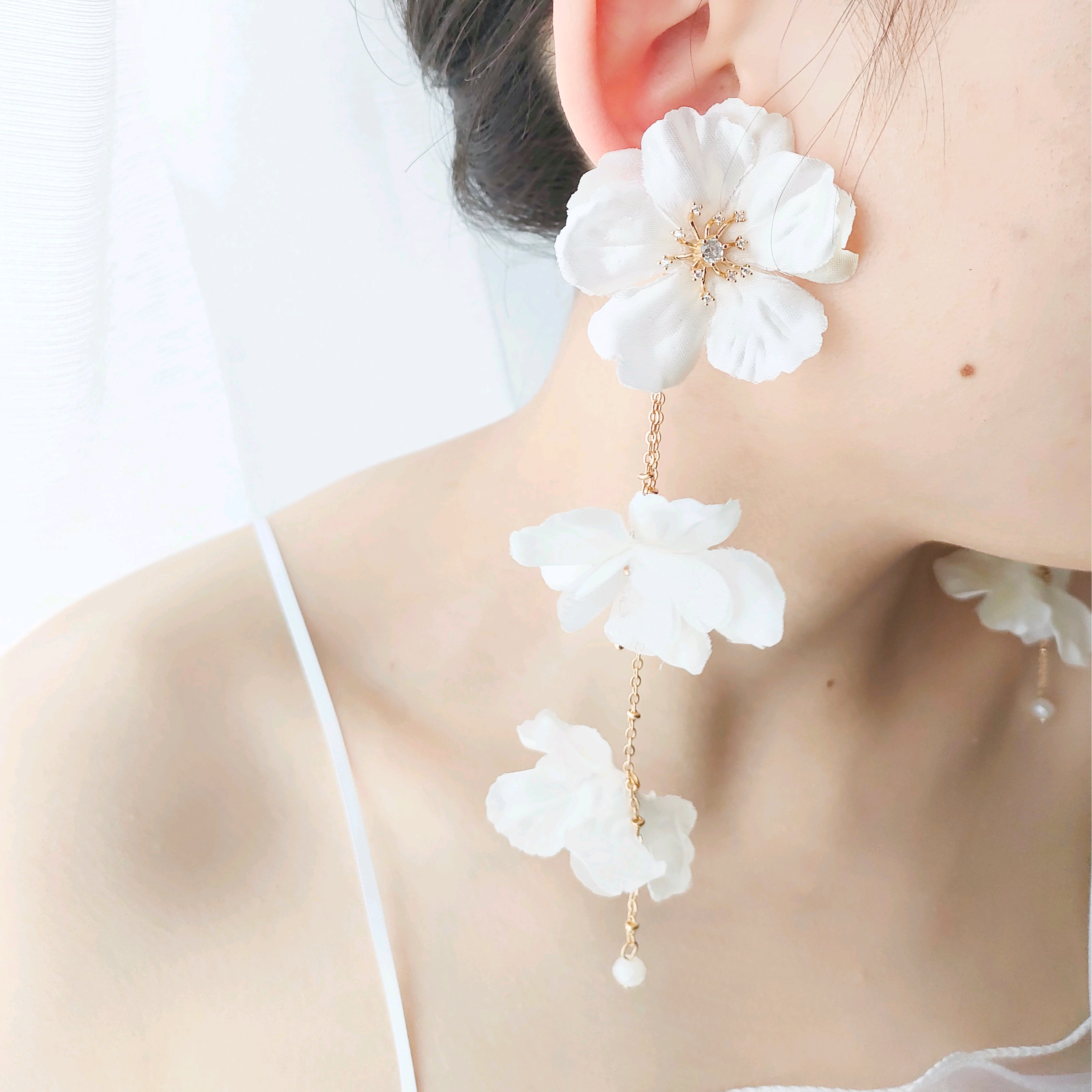【陽依】フラワー イヤーカフ ピアス セット お花 結婚式 ブライダル 陽依】フラワー イヤーカフ ピアス セット お花 結婚式