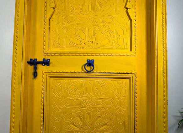 オーダーメイド アーチフレームで装飾されたモロッコのドア お気軽にお問い合わせください