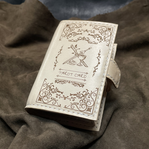 魔導書型タロットカードケース 