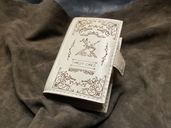 魔導書型タロットカードケース 