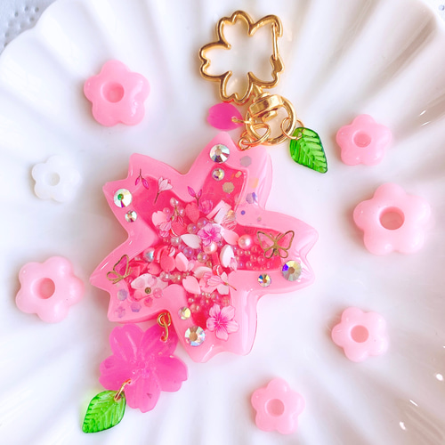 桜 キーホルダー レジンキーホルダー 桜 春 桜キーホルダー