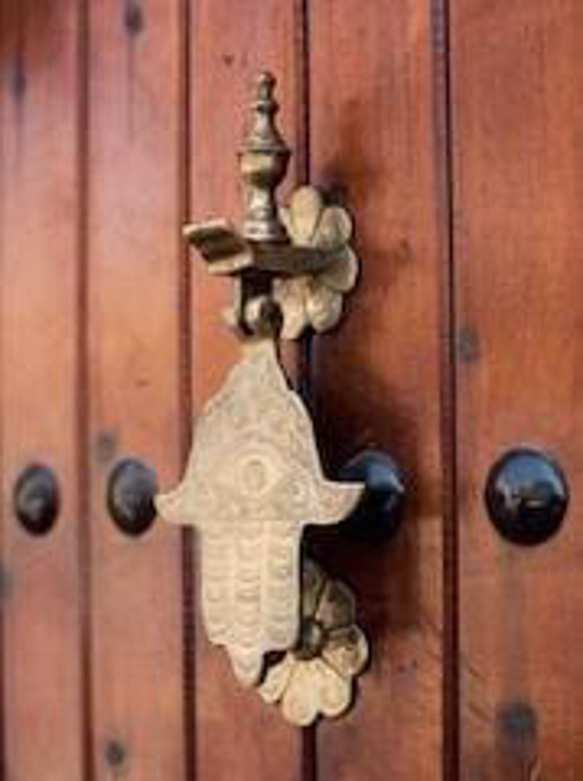 オーダーメイド アーチフレームで装飾されたモロッコのドア お気軽にお問い合わせください