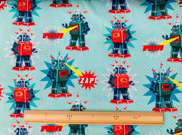 日本初上陸　第1弾　Fiona Hewitt Fabric “Robots” 2枚目の画像