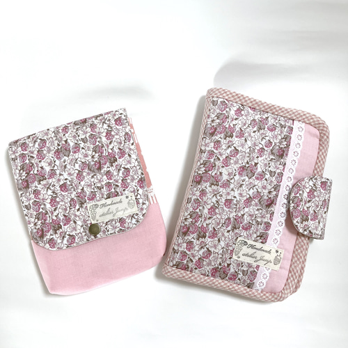 ファスナー付き☆薬剤師が作る、大きめお薬手帳ケース☆リバティ