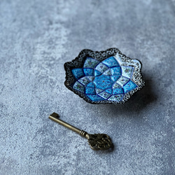ペルシャのエナメル皿　ジュエリートレイ　飾り皿　Φ11ｃｍ【ミーナーカーリー010-034】 11枚目の画像
