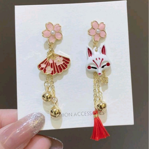 ピアス うさぎ可愛い不思議の国のアリストランプ狐きつねJAPAN和風日本 