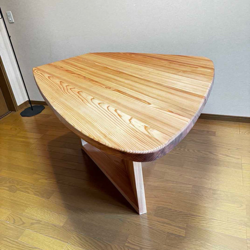 八溝杉 155x113cm 厚材変形型テーブル(M21-1type) ダイニングテーブル