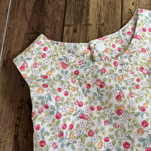 さくらんぼのワンピース見本