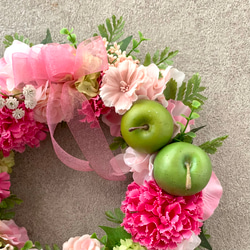 母の日　カーネーション　リース　ギフト　ピンク　造花　母の日フラワー　23㎝ 8枚目の画像
