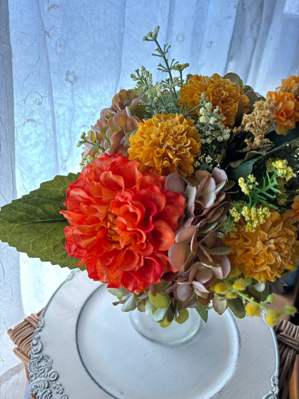 元気が出る♪ビタミンカラーの花束 結婚式 ブーケ スワッグ アレンジ  造花  フェイクフラワー  紫陽花 インテリア 7枚目の画像