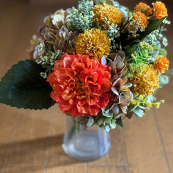 元気が出る♪ビタミンカラーの花束 結婚式 ブーケ スワッグ アレンジ  造花  フェイクフラワー  紫陽花 インテリア 4枚目の画像