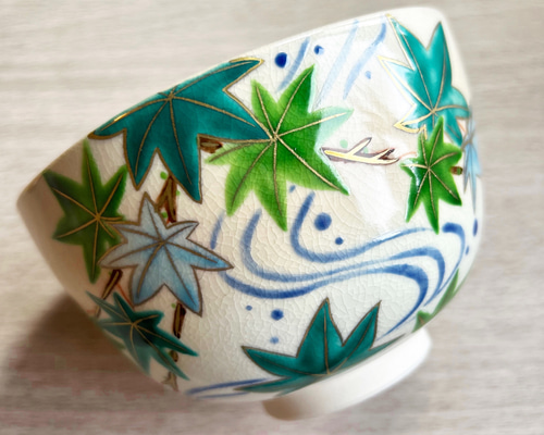 【未使用】九谷焼　松月　山水図　金彩　絢爛　抹茶茶碗 Amazon.co.jp: 茶道具 抹茶茶碗 九谷焼 庄三 手描き 金縁 金彩