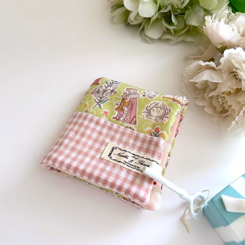 LIBERTY*アリスパッチ6重ガーゼハンカチ*comfortable*リバティフラワー  