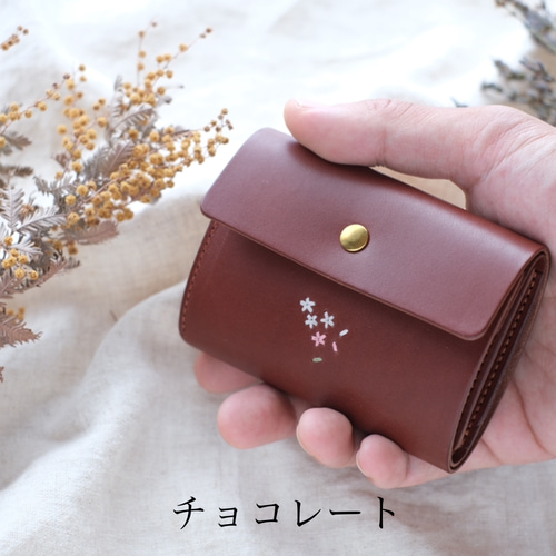 刺繍選べる 今いい財布三つ折りミニ財布 バケッタレザー 三つ折り財布