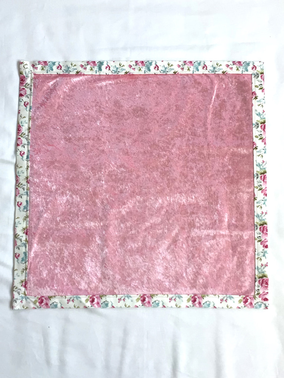 ピンク花柄　タロットクロス　リーディングマット 2枚目の画像