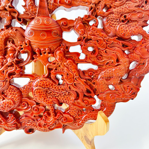 九龍戯珠 桃の木 透かし彫刻 直径29cm 迫力 龍の置物 風水龍招財進宝