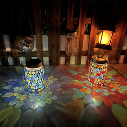 ガーデンライト ハンドメード 行燈 太陽光 屋外照明 防雨タイプ ステンドグラス ランプ 庭園灯 外灯 エクステリア 4枚目の画像