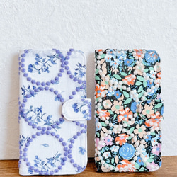 手帳型　サークル刺繍小花　 iPhoneケース 7枚目の画像