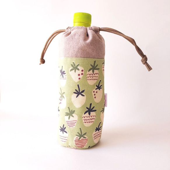 アルミ保冷保温シート 500ml巾着型ペットボトルケース カバー ホルダー お茶 飲み物 緑*いちご ミルク ピンク 18枚目の画像